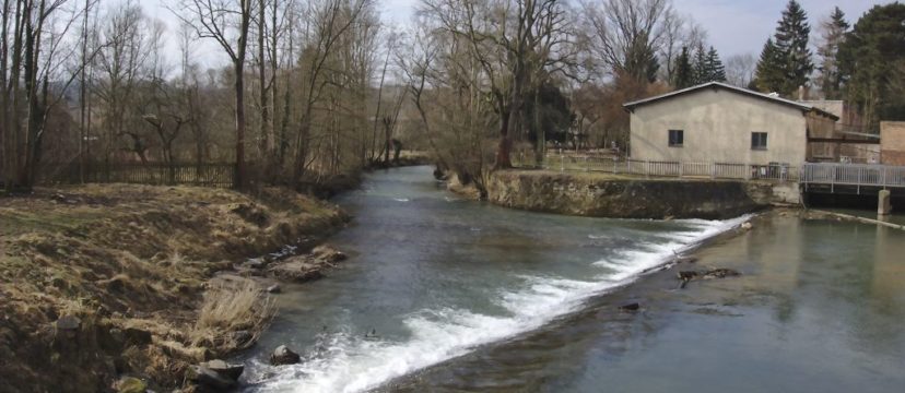 Das Wehr in Oberweimar Anfang März